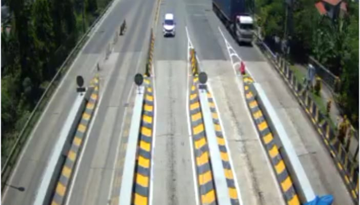 Pantauan CCTV, Lalu Lintas Menuju Pelabuhan Merak Masih Lancar