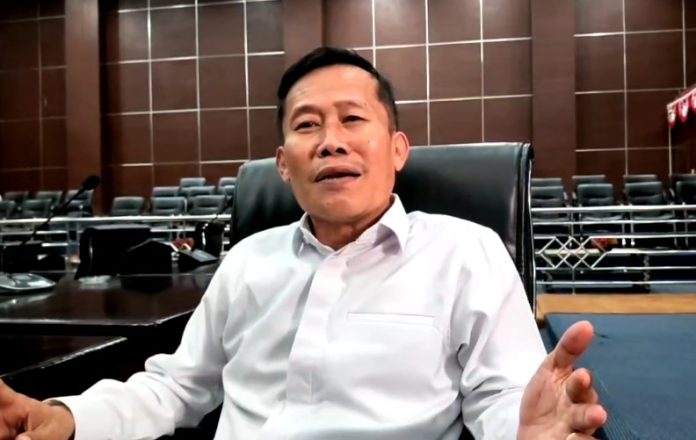 Ketua DPRD Kota Serang, Muji Rohman (Foto: Bantentv.com/ Jaya)
