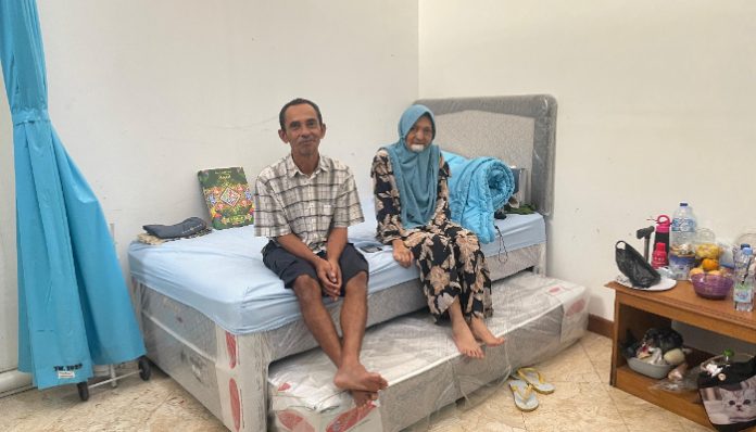 Pasien asal Banten yang sedang menjalani pengobatan di Jakarta