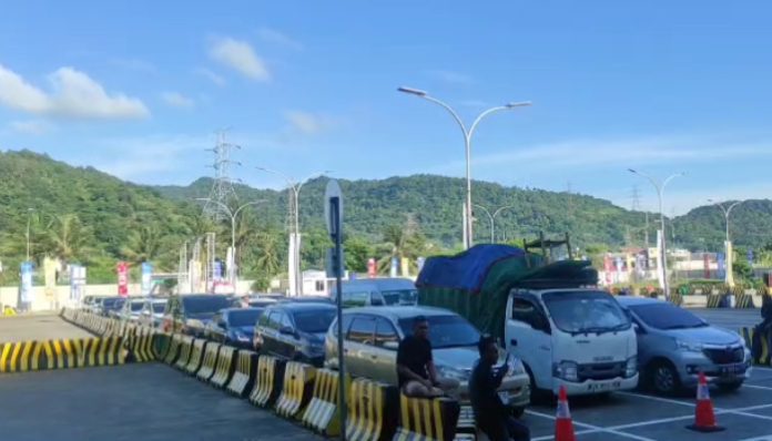 Pemudik Mulai Berdatangan ke Pelabuhan Merak