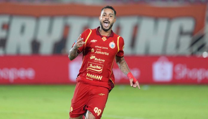 Penyerang Persija Jakarta Maxwell Souza.