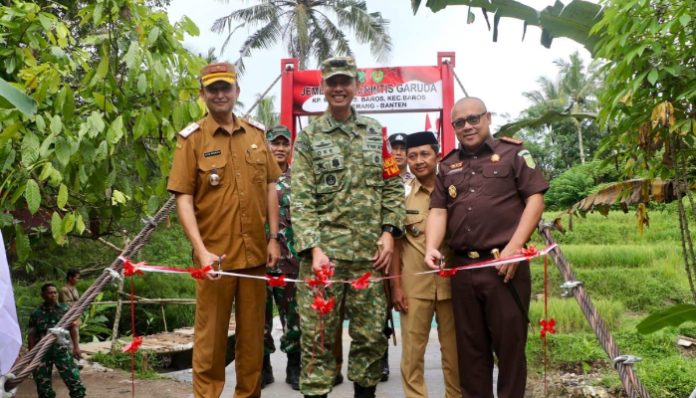 Peresmian Jembatan Garuda di Desa Baros, Kabupaten Serang