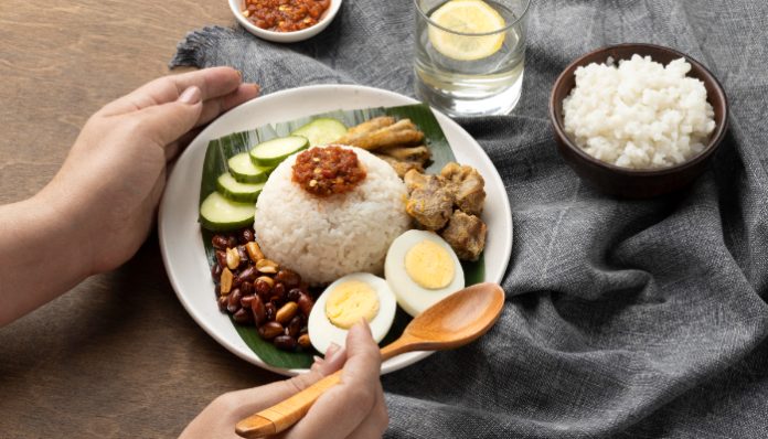 Tips Sehat Makan Sahur dan Berbuka Puasa. (Foto Ilustrasi: Freepik)