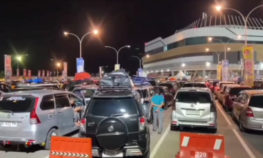 Kebijakan WFA dinilai memberikan dampak terhadap kelancaran arus balik (Foto: Bantentv.com/ Hendra)