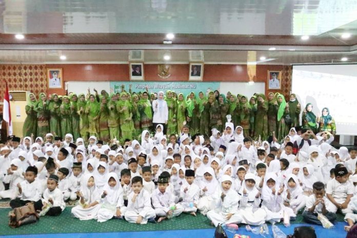Bupati Zakiyah menghadiri acara penutupan Pesantren Ramadan di Pemkab Serang (Foto: Bantentv.com/ Riki)