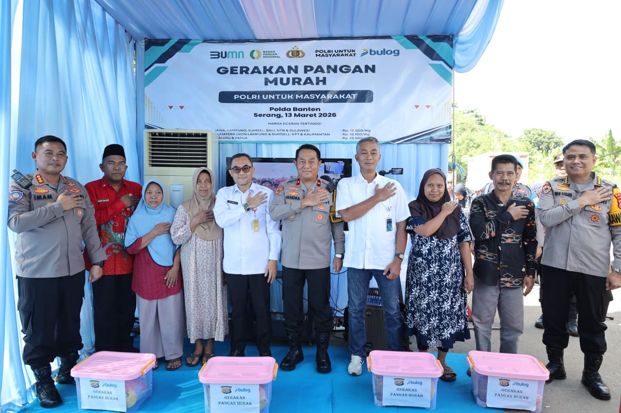 Wakapolda Banten meninjau pelaksanaan Gerakan Pangan Murah (Foto: Bantentv.com/ Imron)