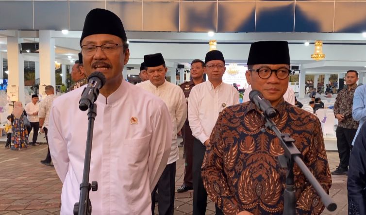 Mensos RI, Saifullah Yusuf, memberikan peringatan keras kepada oknum ASN di Dinas Sosial Kabupaten Lebak (Foto: Bantentv.com/ Nano)