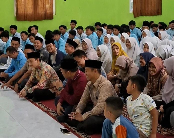 Suasana pesantren kilat di MAN 1 Serang (Foto: Bantentv.com/ Riki)