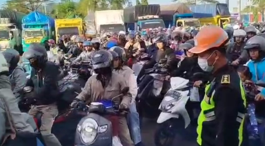 Pelabuhan Ciwandan mulai lengang setelah puncak mudik (Foto: Bantentv.com/ Ali)