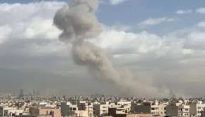 Suasana setelah terjadi serangan di Iran (Foto/West Asia News Agency)