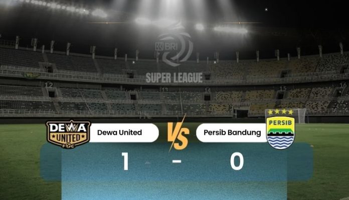 Babak pertama Dewa United vs Persib Bandung 1-0
