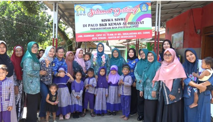 DP3AKB dan TP PKK Serang Tinjau Binwil di Curug