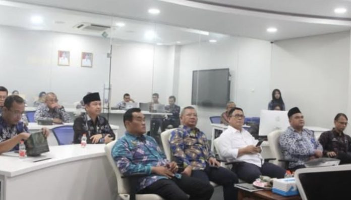 Wakil Bupati Lebak mengikuti Zoom Entri Meeting Pemeriksaan LKPD Tahun 2025 (Foto: Bantentv.com/ Nano)