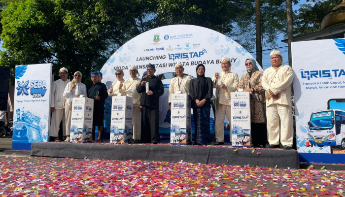 Naik DAMRI ke Baduy Cuma Rp1, Andra Soni Luncurkan QRIS Tap di Banten