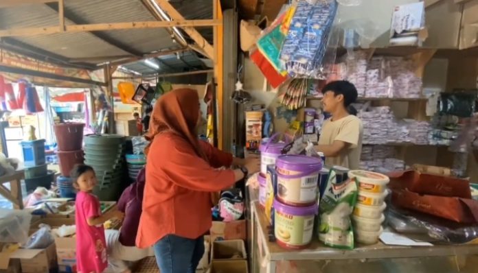 Harga Plastik Naik di Kabupaten Lebak