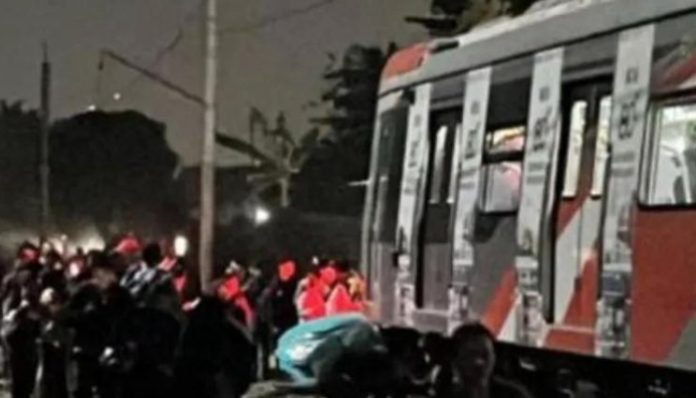 Insiden kecelakaan KRL-KA Argo Bromo Anggrek