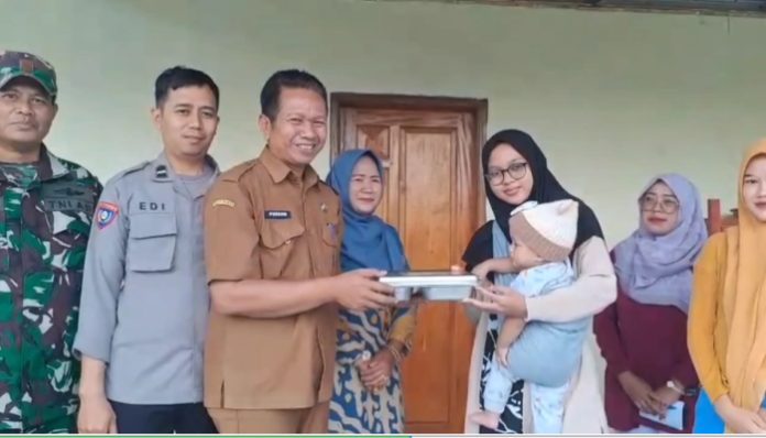 Lurah Taman Baru Luncurkan Program MBG