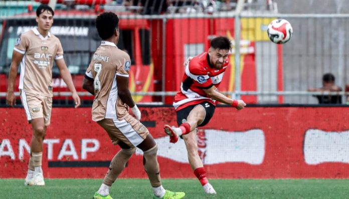 Madura United vs Dewa United 1-2 dalam laga pekan ke 29 BRI Super League 2025/2026 di Stadion Gelora Bangkalan