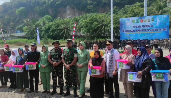 Pembukaan TMMD ke-128 digelar di Pelabuhan Indah Kiat Merak.