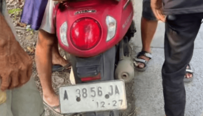 Pemotor Tewas Usai Gagal Menyalip Truk