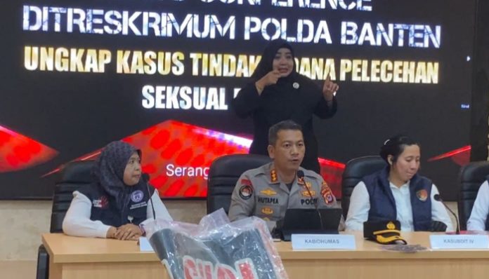 Polda Banten tetapkan dua tersangka kasus pencabulan dan aborsi di perguruan silat Serang.