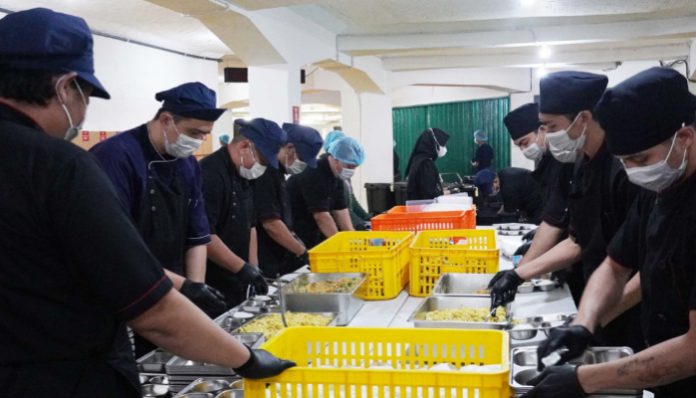 Program makan bergizi gratis untuk siswa sekolah