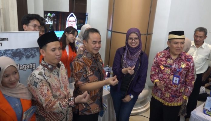 Sekda Kabupaten Tangerang Soma Atmaja buka Beasiswa Gemilang 2026