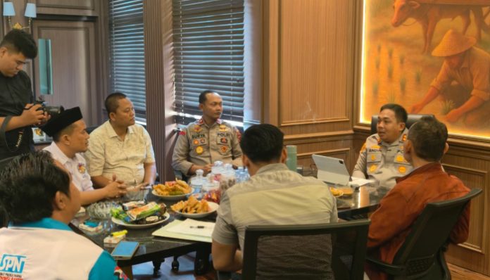 Serikat Buruh Audiensi dengan Kapolres Serang