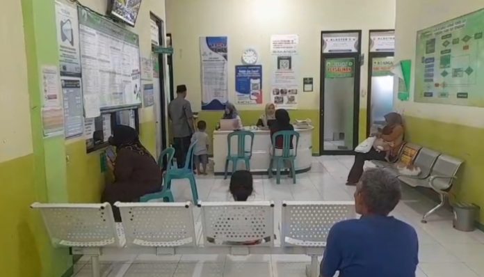 Suasana layanan kesehatan di Puskesmas Mekarsari