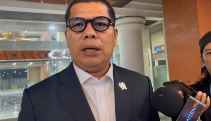 Ketua DPRD Banten, Fahmi Hakim