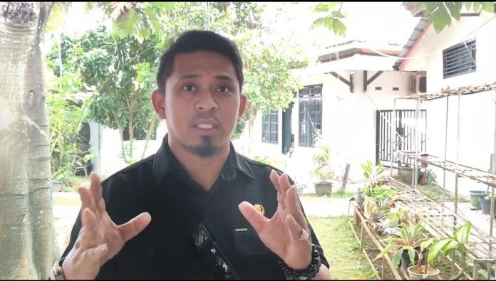 Ahmad Nuri membentuk Laskar Sekolah Bersih di momen Hardiknas (Foto: Bantentv.com/ Jaya)