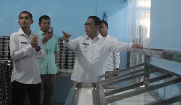 Wakil Bupati Lebak meninjau SPPG Cijoro pada Rabu, 29 April 2026 (Foto: Bantentv.com/ Nano)