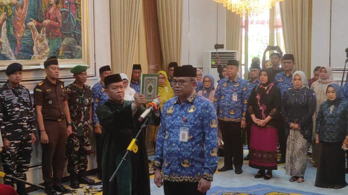Pelantikan Aziz Setia Ade Putra sebagai Pj Sekda Kota Cilegon (Foto: Bantentv.com/ Ali)