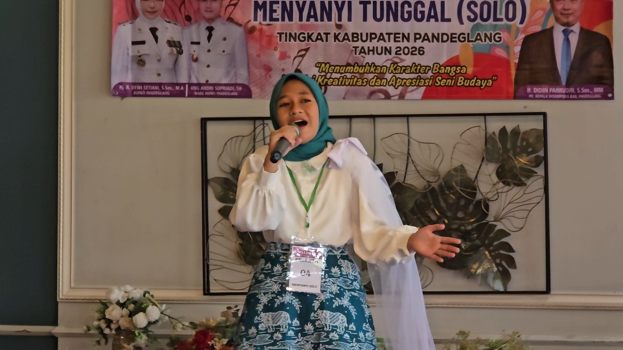 Ratusan siswa SD di Pandeglang saat mengikuti berbagai lomba FLS3N tingkat Kabupaten (Foto: Bantentv.com/ Rangga)