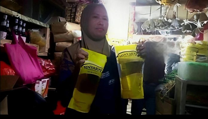 Paedagang di Pasar Induk Rau, Kota Serang, Halilah