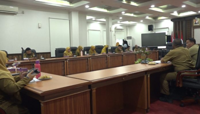 rapat dengar pendapat bersama Dinas Pendidikan untuk membahas dua isu utama, yaitu polemik internal di SMPN 1 Balaraja serta persiapan SPMB 2026.