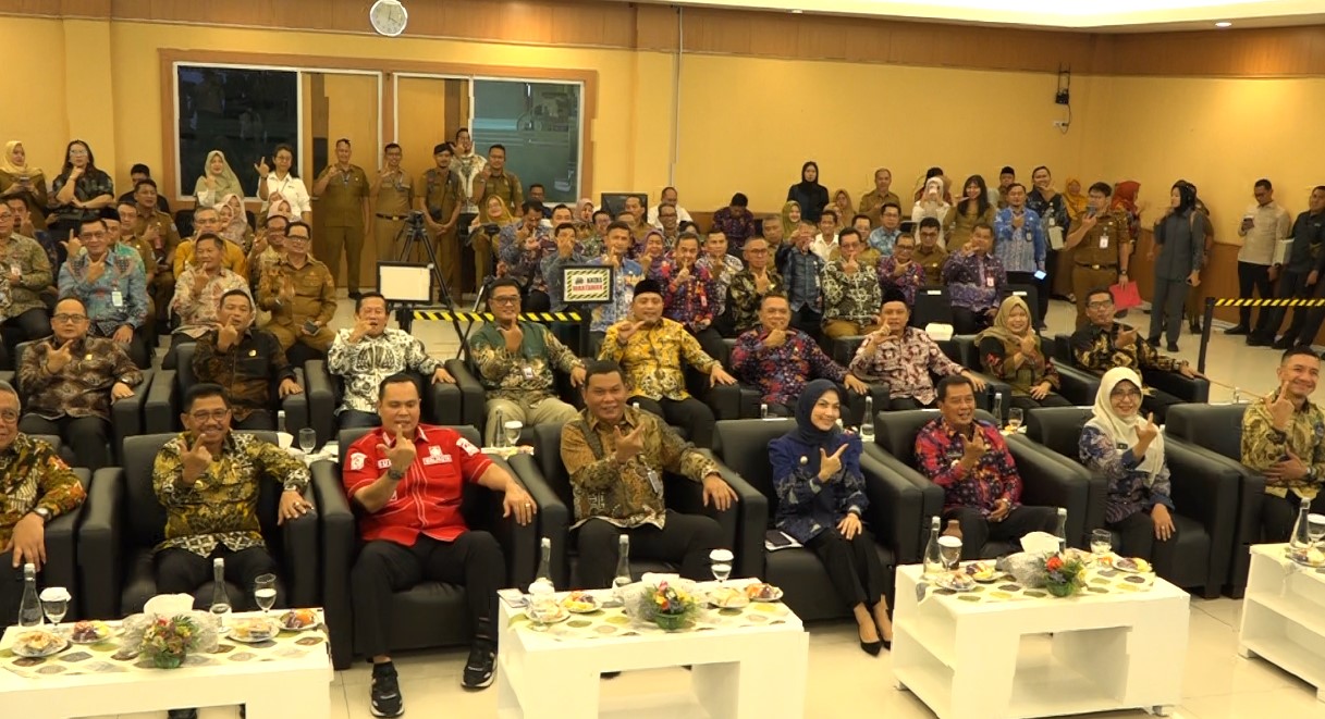 Penyerahan LHP BPK oleh Kepala BPK Perwakilan Provinsi Banten kepada ketua DPRD serta bupati dan wali kota se-Provinsi Banten