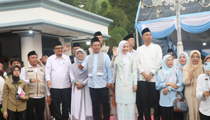 Lepas 388 Jemaah Haji, Bupati Serang Ingatkan Jaga Akhlakul Karimah di Tanah Suci