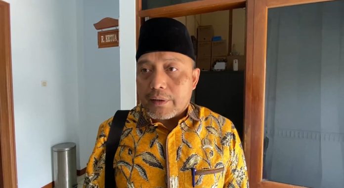 Ketua DPRD Kabupaten Serang Bahrul Ulum