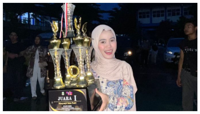 Yola siswi SMKN 1 Pandeglang, sukses sabet Juara 1 dalam ajang FLS3N (Foto: Bantentv.com/ Rangga)