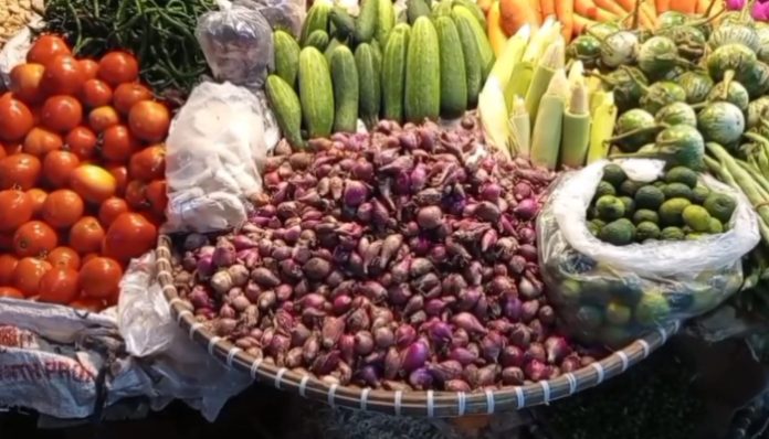 Harga Bawang Merah di Pasar Pandeglang Melonjak