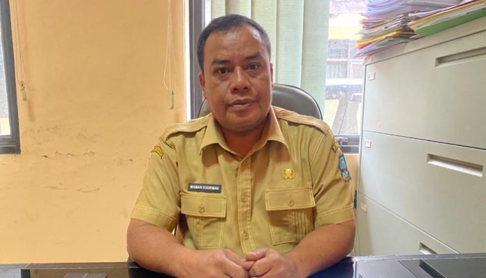 Kabid Pemberdayaan Desa DPMD Kabupaten Serang Maman Sudirman saat diwawancarai.