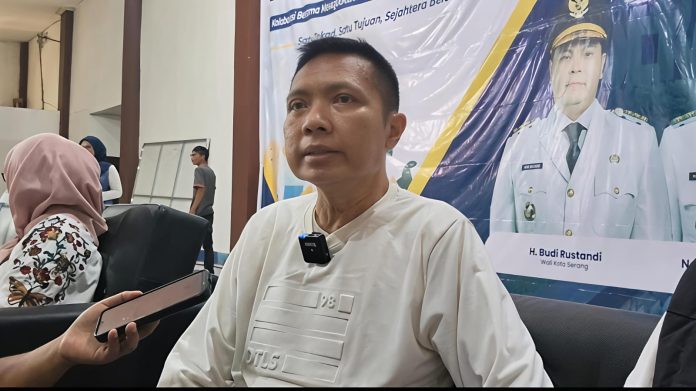 Kepala Disnakertrans Kota Serang Moch Poppy Nopriadi