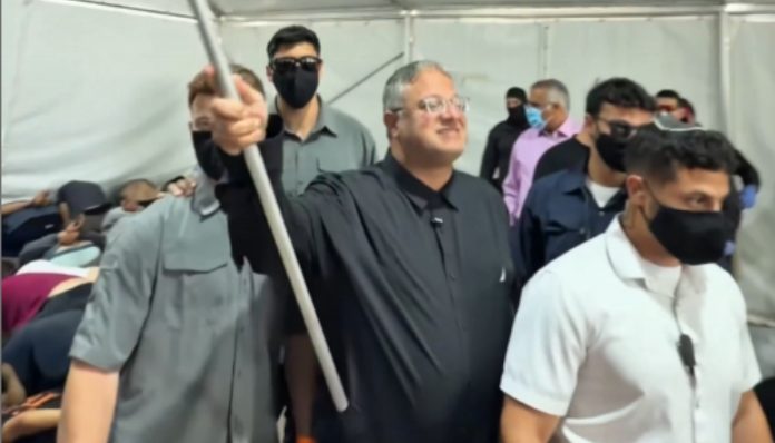 Menteri Israel Unggah Video Aktivis Global Sumud dengan Tangan Terikat