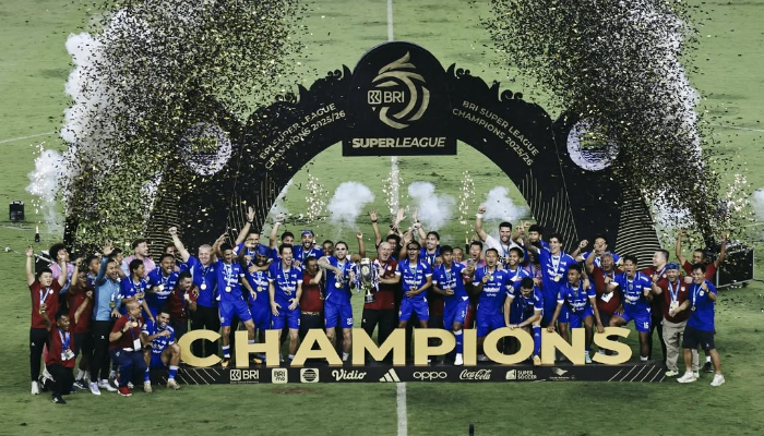 Para pemain Persib Bandung merayakan keberhasilan meraih gelar juara Super League
