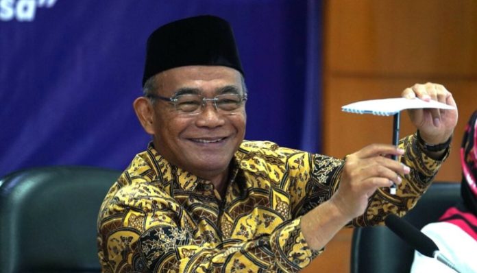 Profil Muhadjir Effendy
