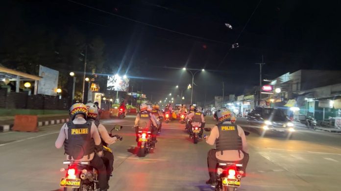 Polda Banten menjaga Kamtibmas Kota Serang (Foto: Bantentv.com/ Imron)