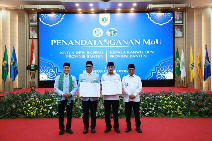 Kanwil BPN Banten melakukan PKS percepatan legalitas tanah wakaf dengan DPW BKPRMI Banten, Rabu, 13 Mei 2026 (Foto: Humas Kanwil BPN Banten)