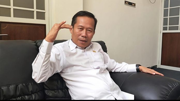 Ketua DPRD Kota Serang Muji Rohman (Foto: Bantentv.com/ Jaya)