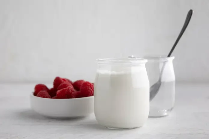 Yogurt sebagai sumber probiotik yang baik untuk kesehatan pencernaan dan tubuh